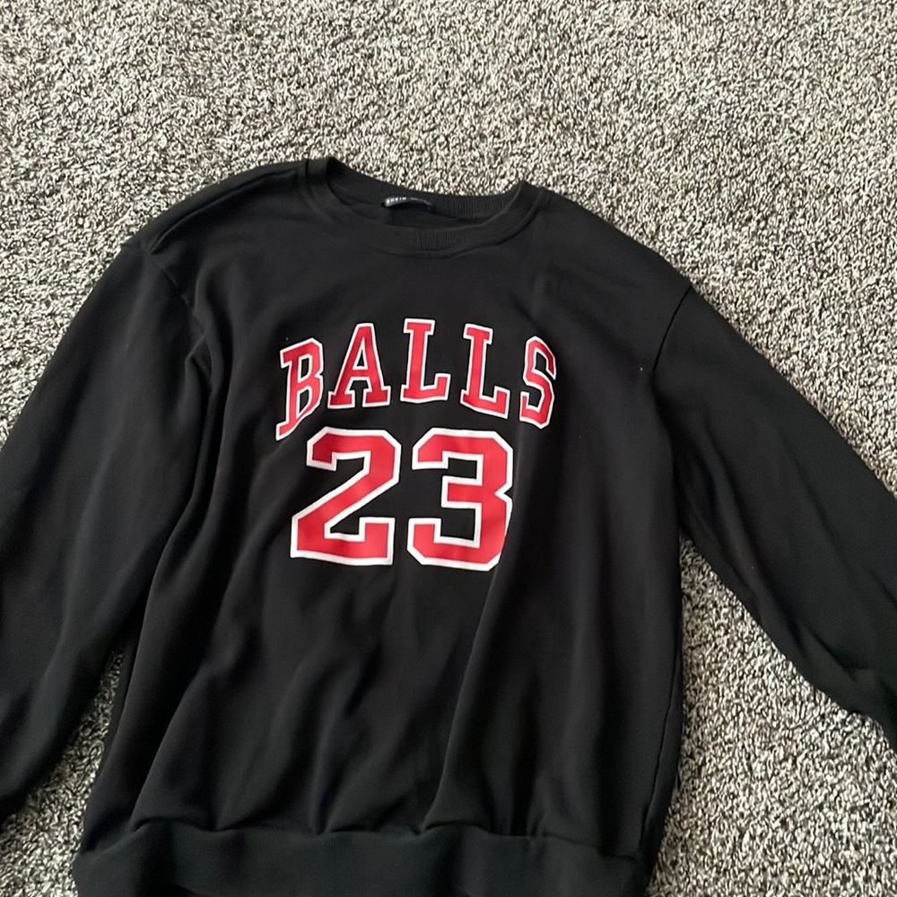 Cute/sporty long sleeve